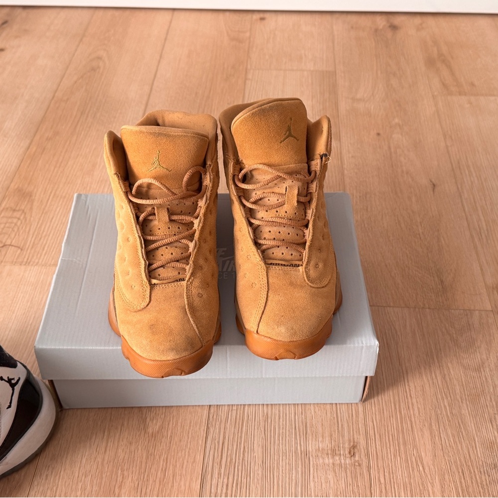 Jordan 13 women’s  Sneakers